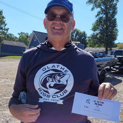 Larry Stratton - Shoreline Big Bass award